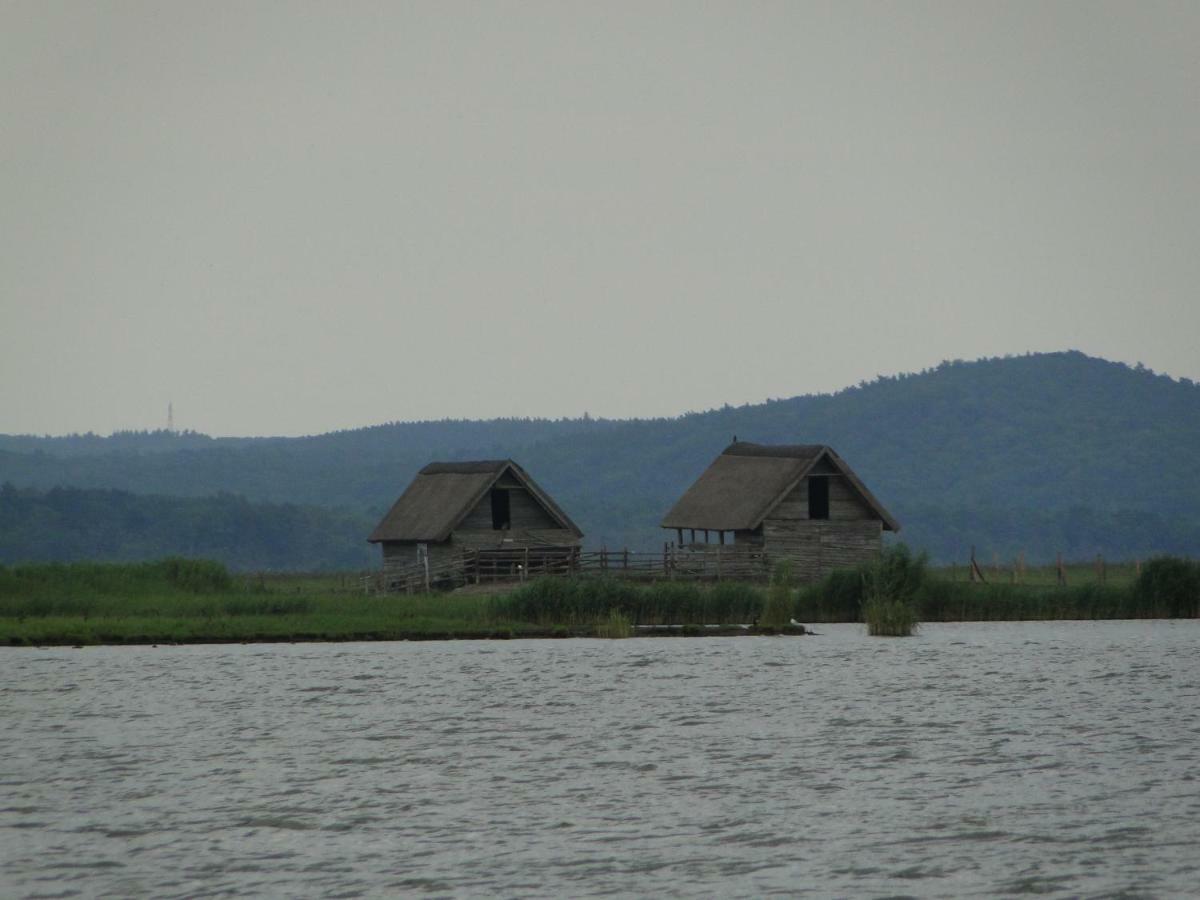 Zacisze Domki Letniskowe Karsibor ชวีโนวิชแจ ภายนอก รูปภาพ
